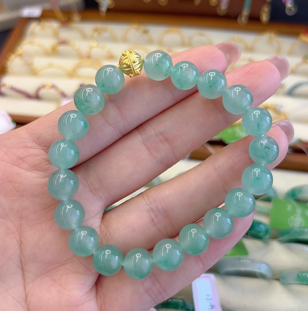 Round gold bead bracelet